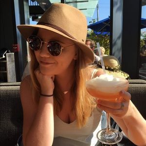 Meet your Posher, Nicolette